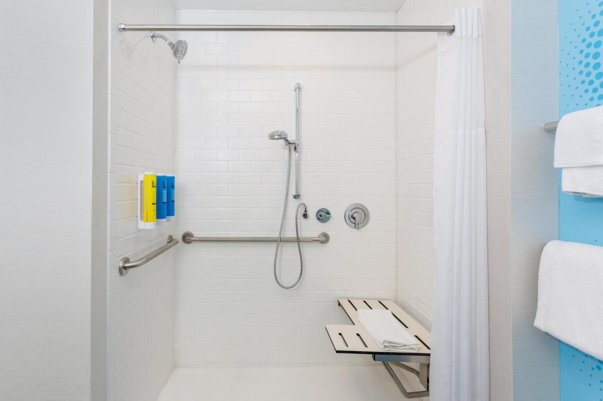 Tru By Hilton Panama City Beach Upper Grand Lagoon Εξωτερικό φωτογραφία