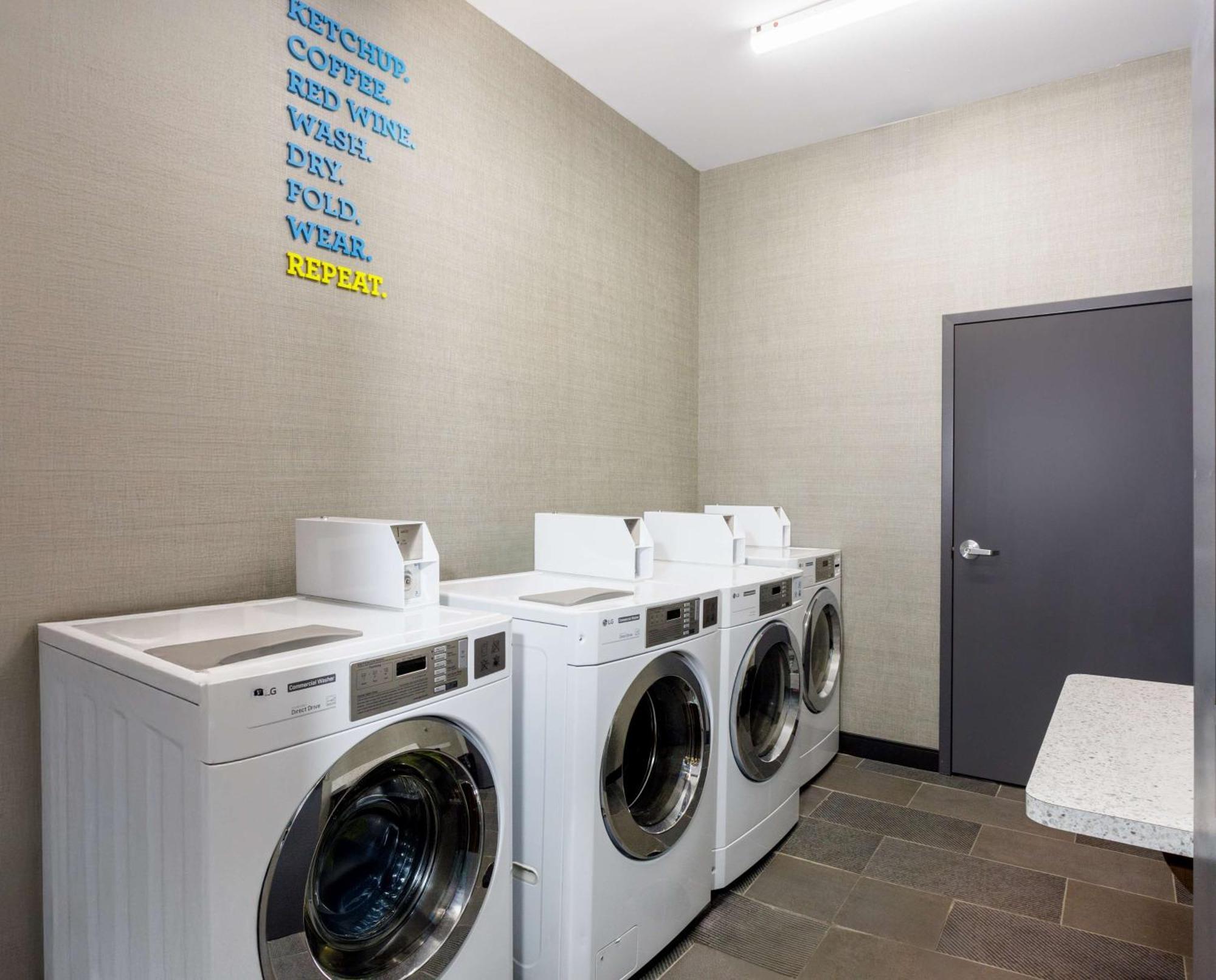 Tru By Hilton Panama City Beach Upper Grand Lagoon Εξωτερικό φωτογραφία